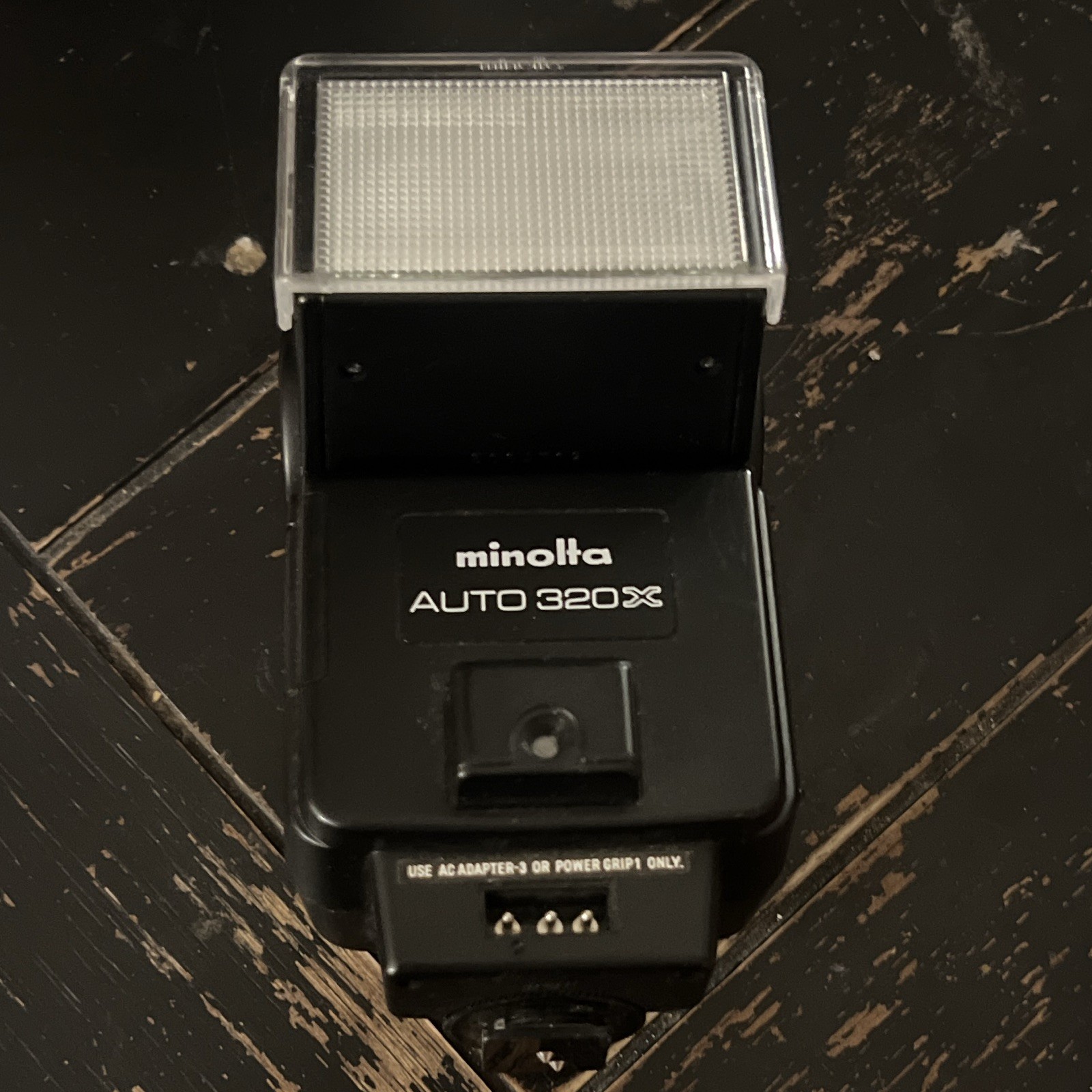 Minolta Auto 320X Electroflash Hot Shoe Flash Gun GN32 Xenon Wide Angle