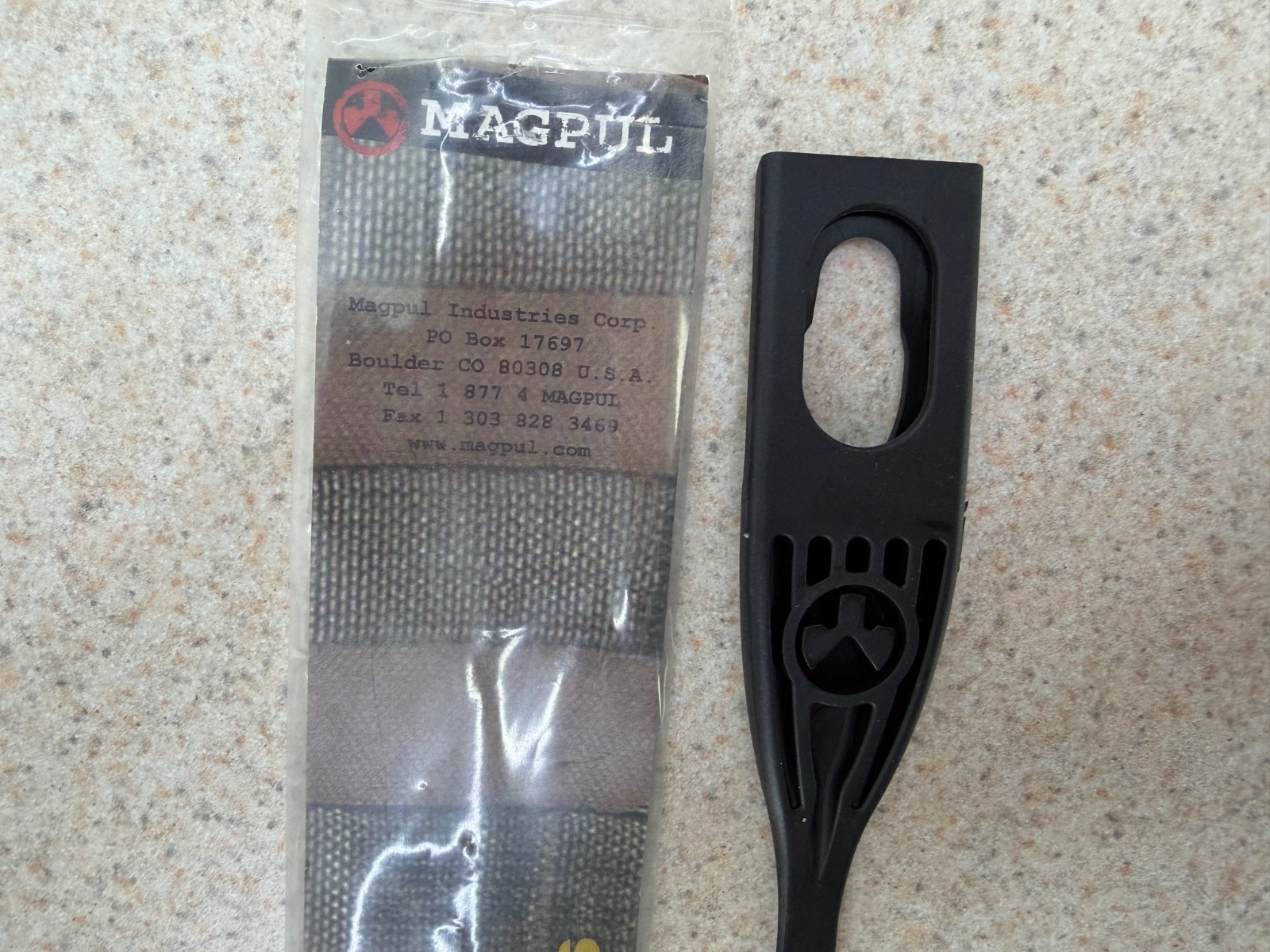Magpul Speed Threader for PALS / MOLLE Systems Speedthreader MAG220