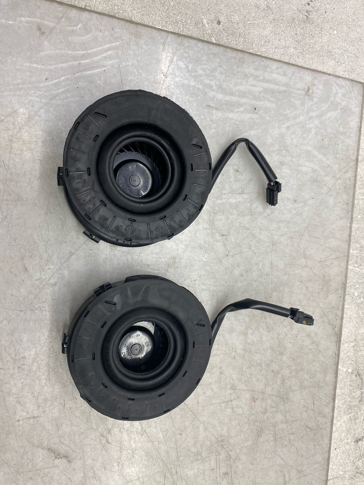 2024 FORD F-150 OEM LEFT RIGHT FRONT SEAT BLOWER MOTOR SET x2 PU5A-S632A70-CA