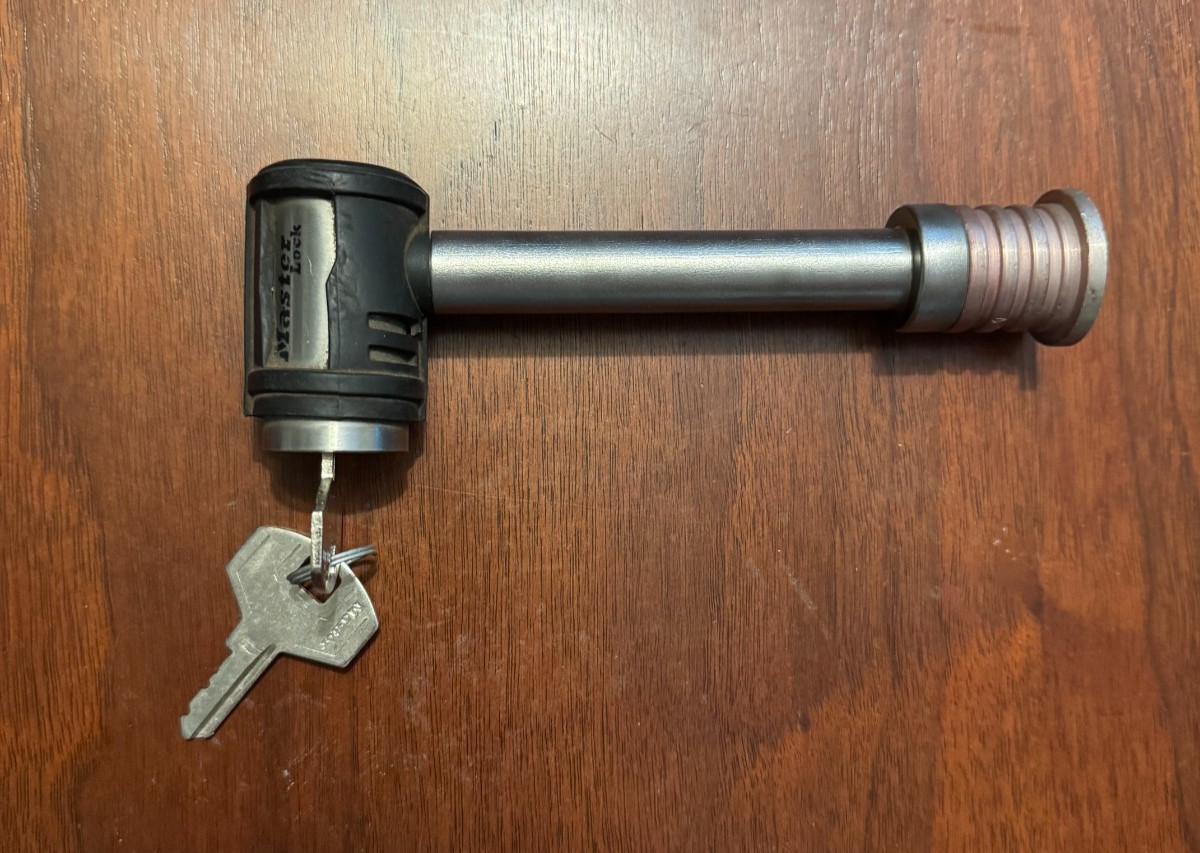 MASTER HEAVY DUTY 5/8" STAINLESS STEEL HITCH RECEIVER LOCK