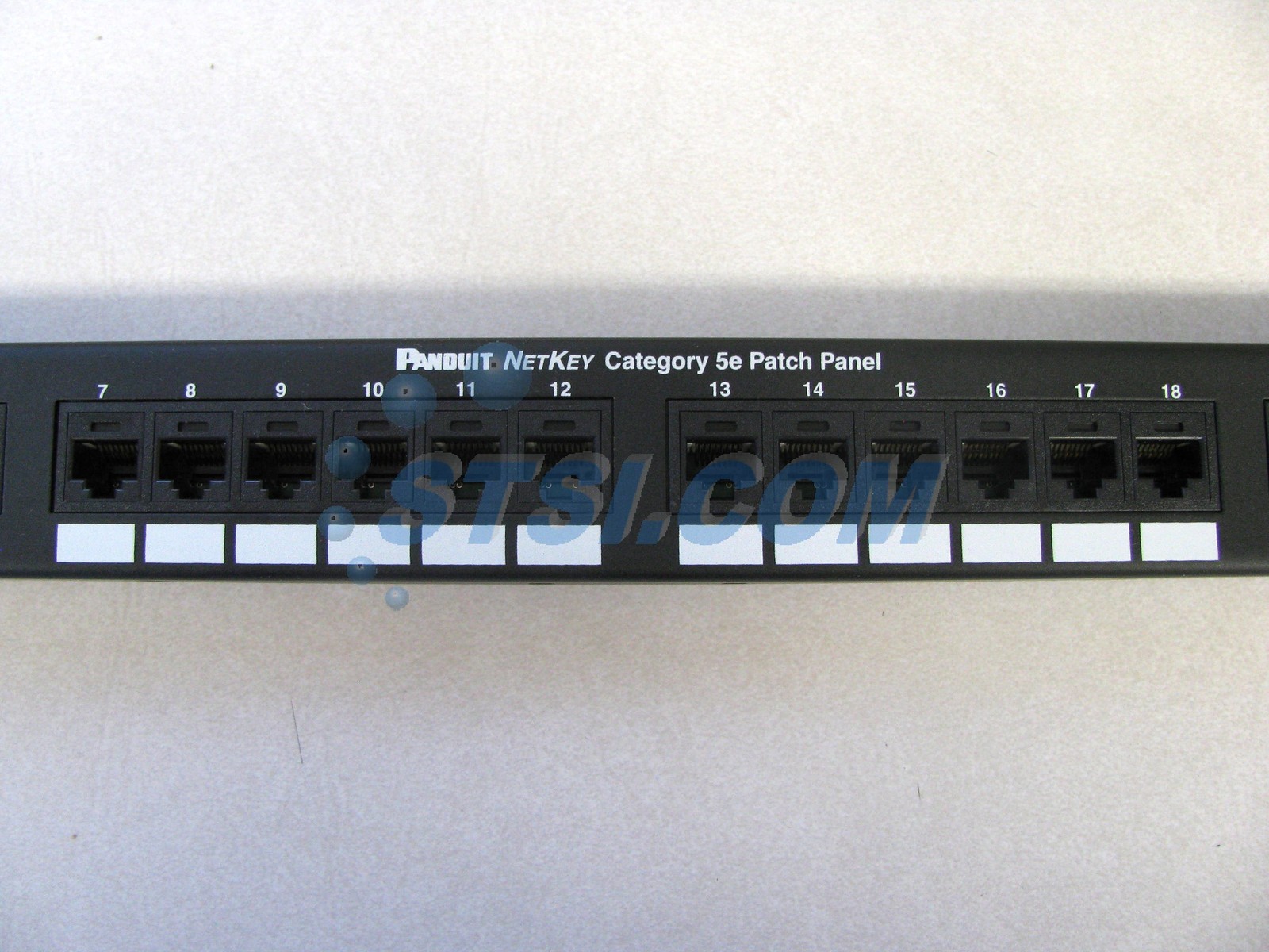 Panduit NetKey 24-Port Cat5e Punchdown Patch Panel NK5EPPG24Y NOB ~STSI