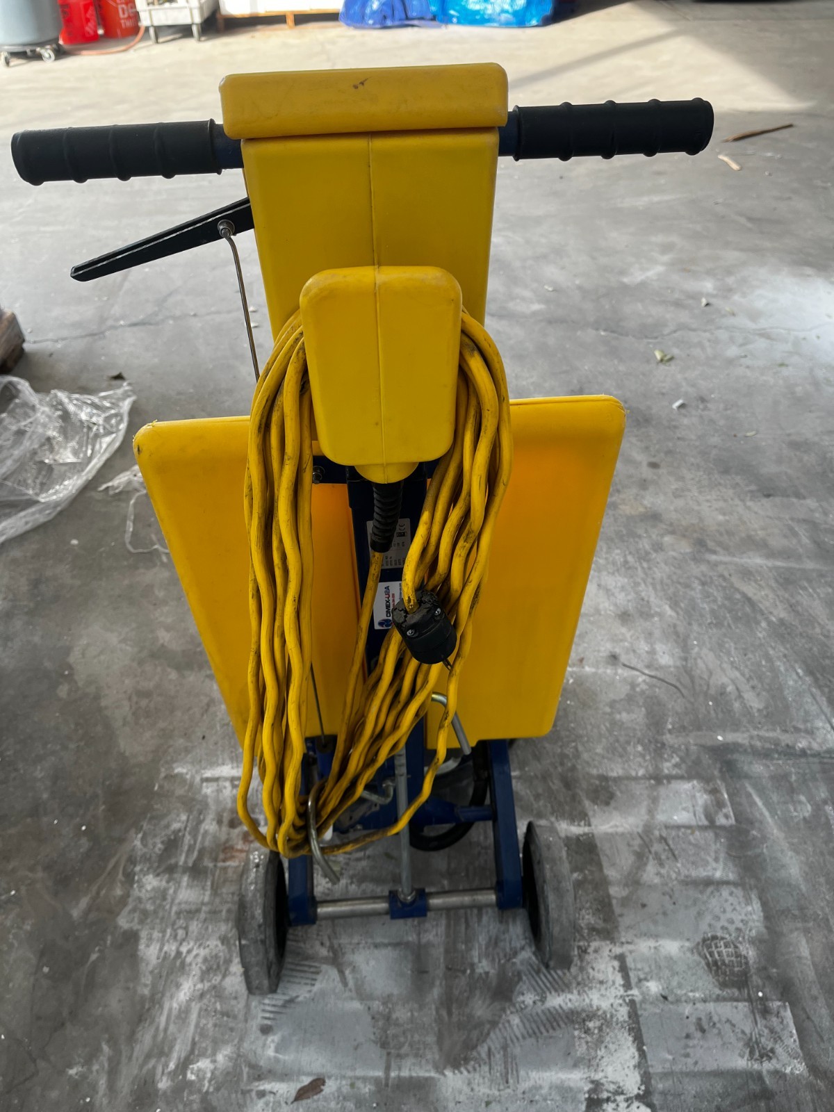 Cimex CR48CM commercial carpet scrubber