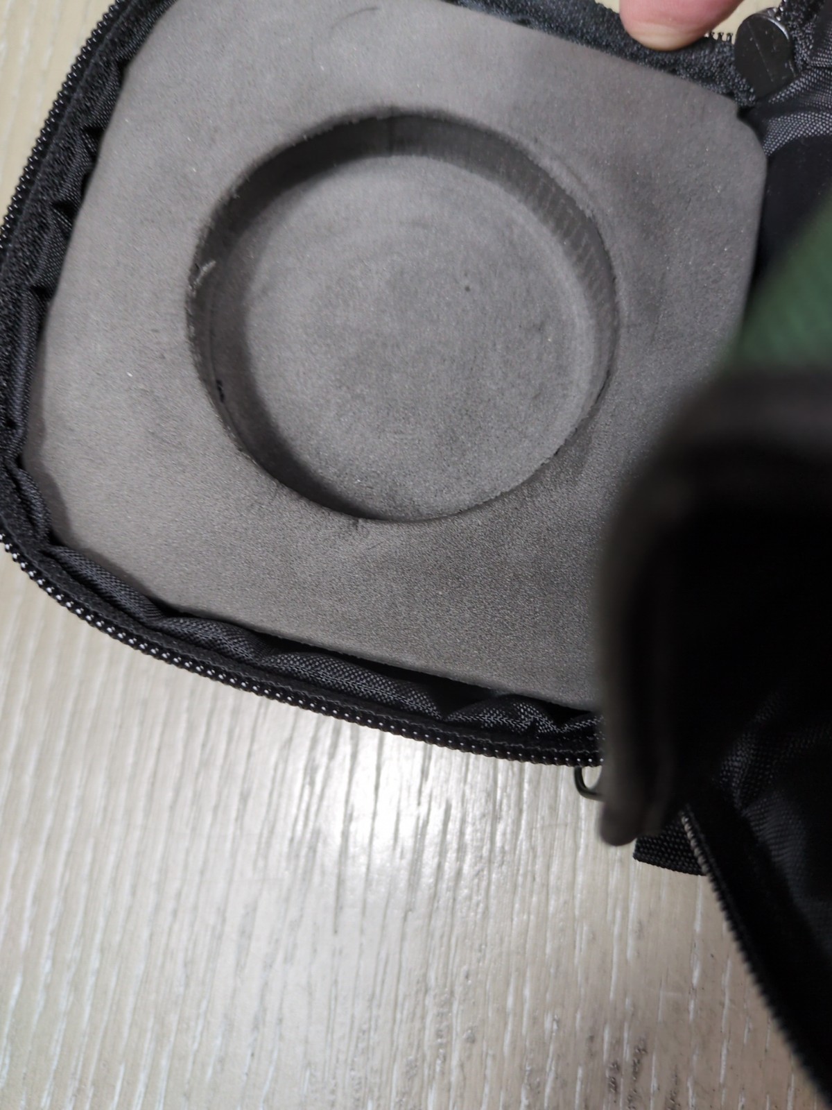 Sigma LS-542N Soft Padded Lens Case - Approx Int. Dimensions