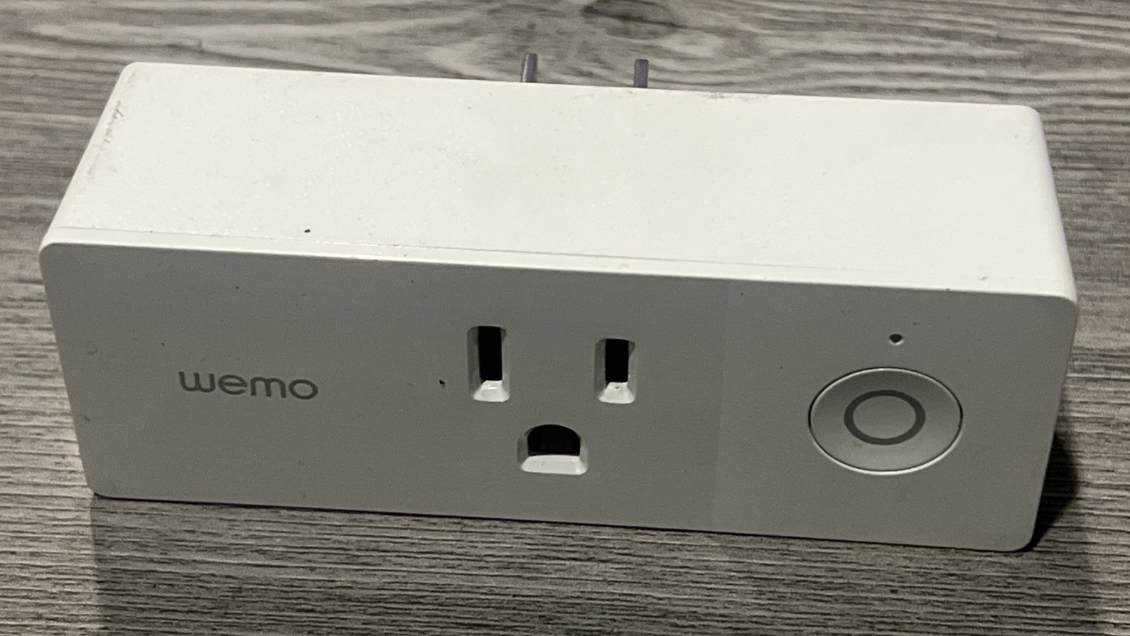 Wemo Mini Smart Plug (F7C063) – Works with Alexa & Google Home – Pre-Owned