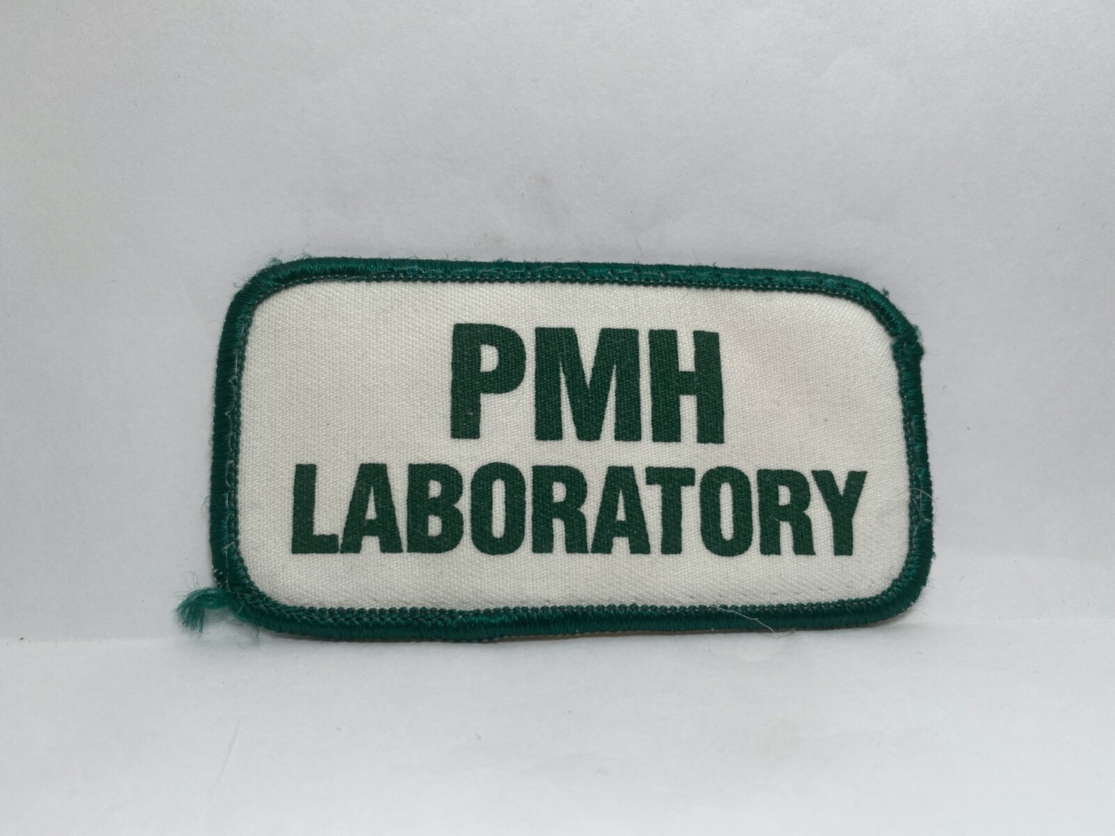 PMH LABORATORY  USED SILK SCREEN SEW ON NAME PATCH TAG