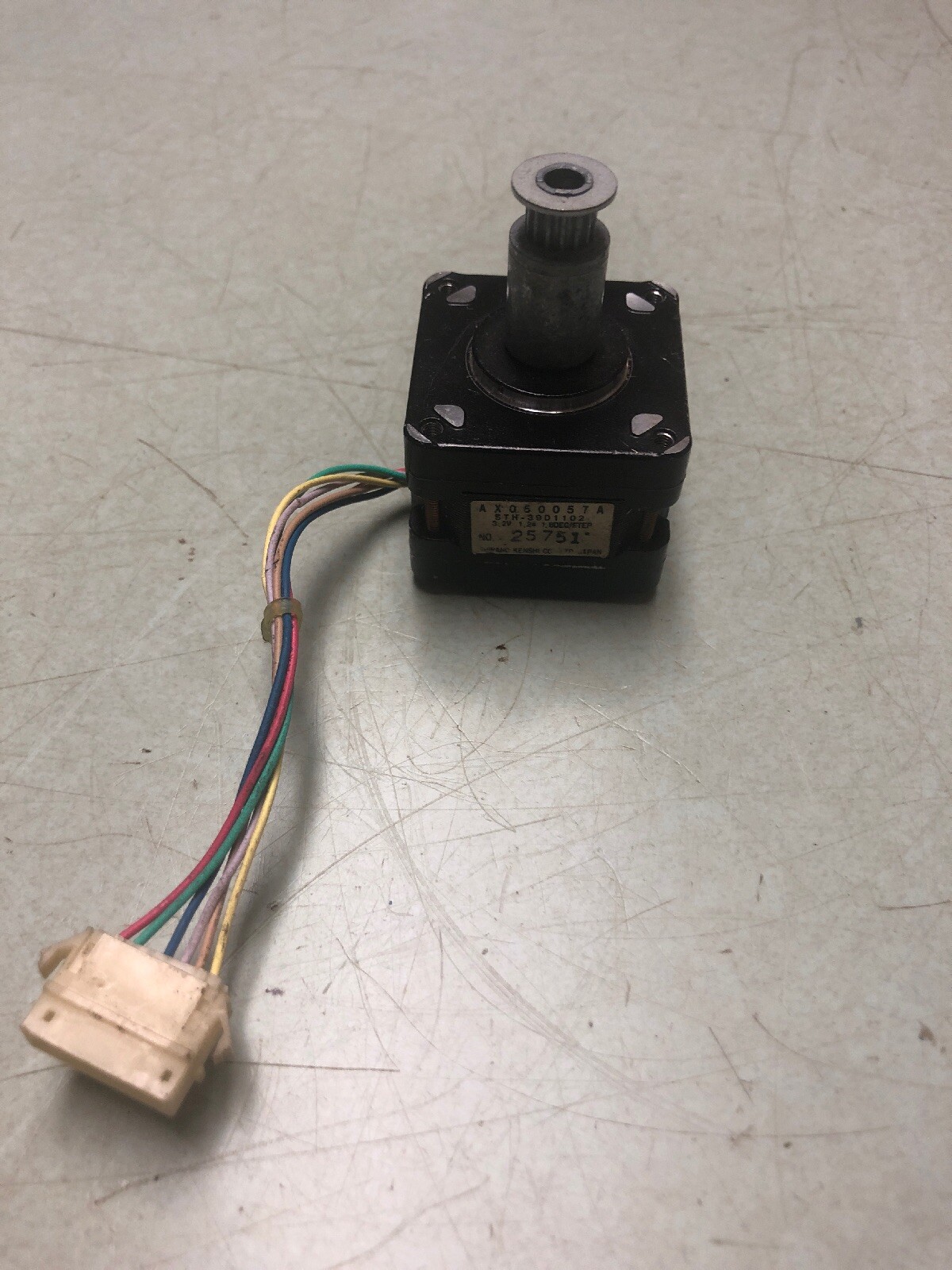 SHINANO KENSHI STH-39D1102 Bipolar Stepper Motor 30 Day WTY Free Shipping