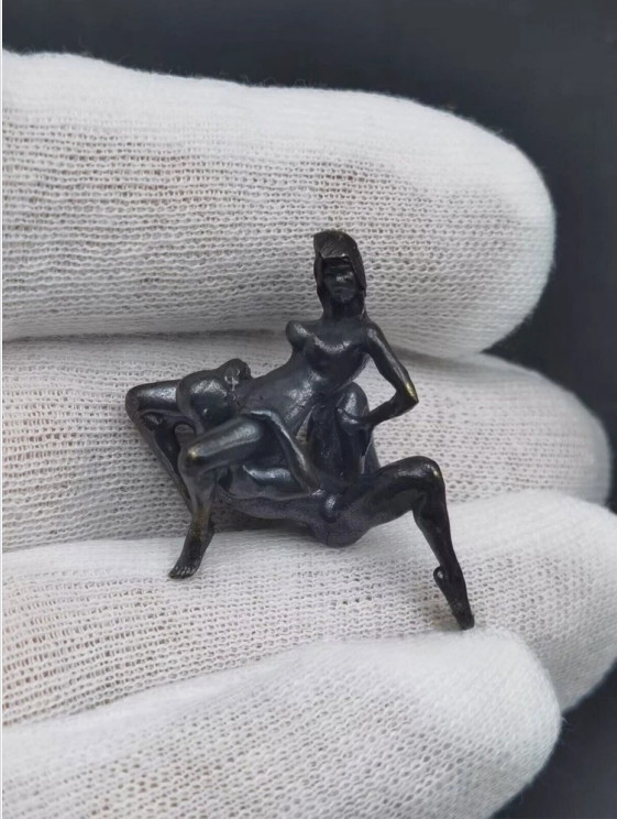 Solid Old Bronze Copper Statue Hand Carved Love Amulet