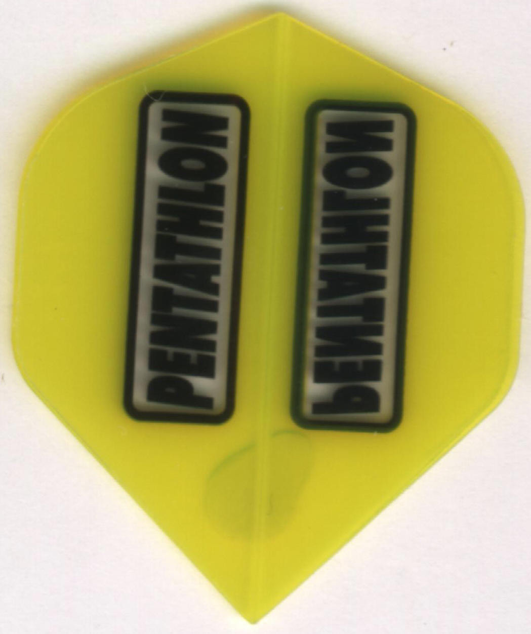 Yellow PENTATHLON Dart Flights: 3 per set