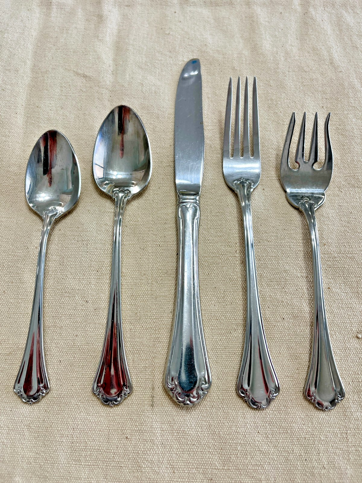 Reed & Barton Mandolin Stainless 18/8 Flatware