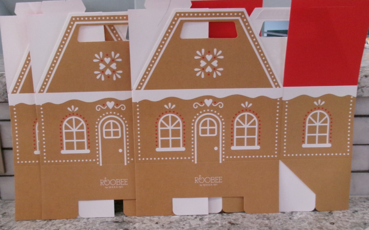 Roobee Gingerbread House-Shaped Boxes, Set Of 3, NEVER USED,