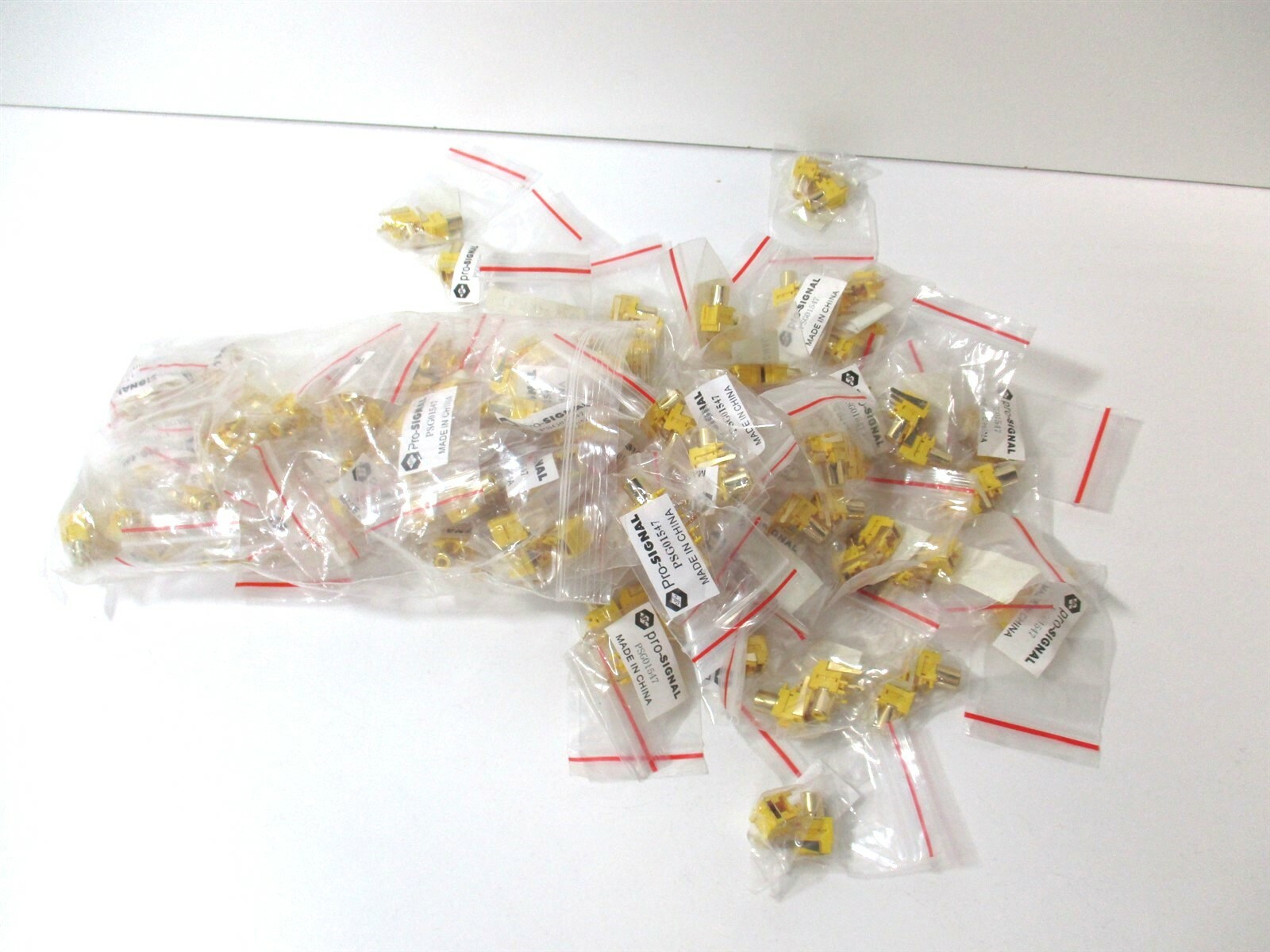 Pro-Signal (PSG01547) 8.3mm Gold Plated Audio/Video Female Connector - Lot of 86