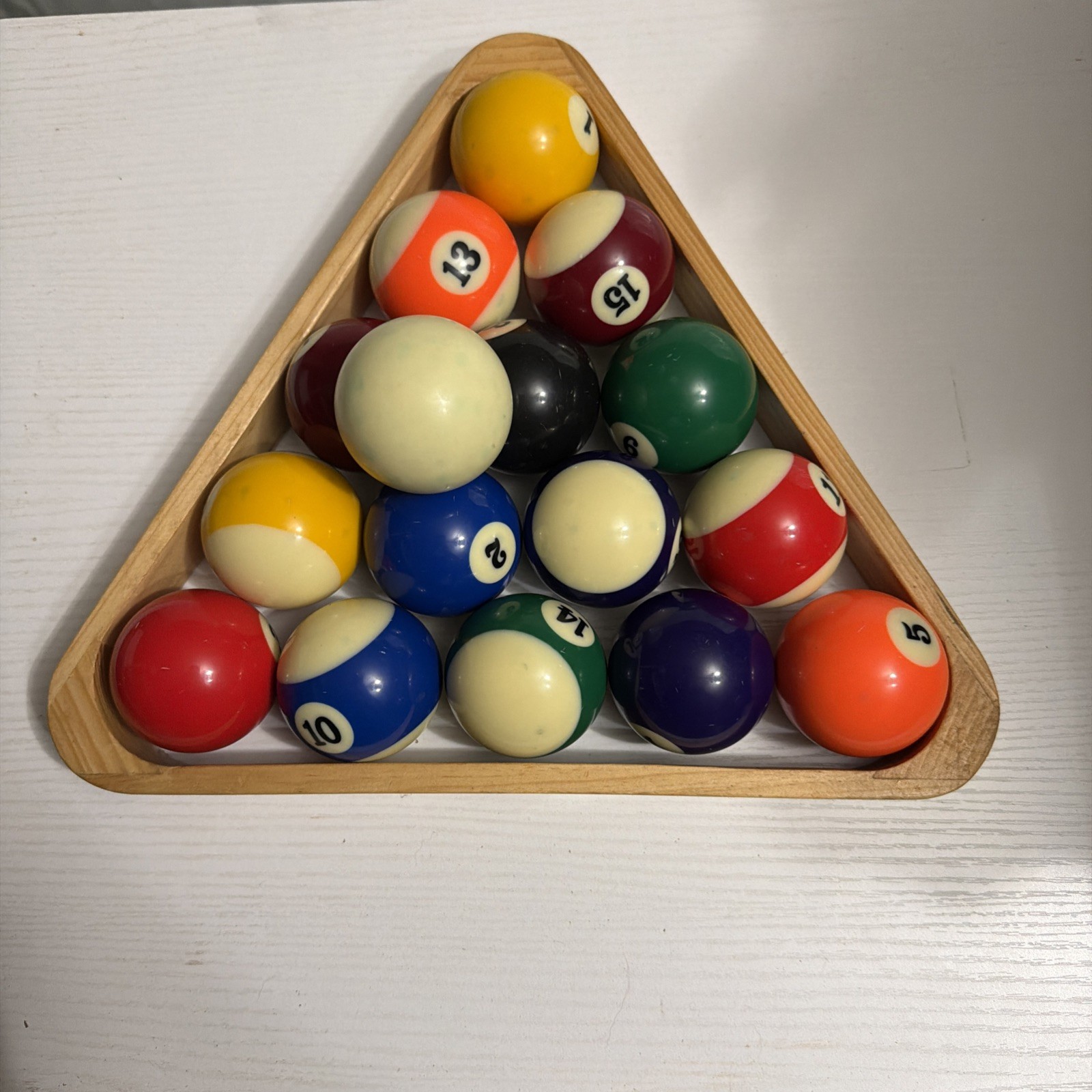 Complete Billiards Ball Set With Cue Ball With Sport Craft Rack