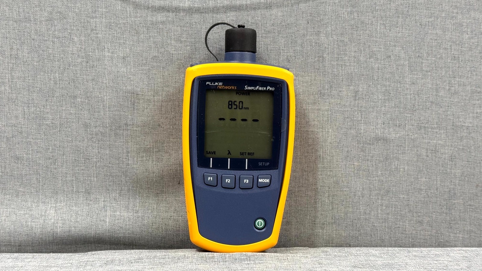 Fluke Networks SimpliFiber Pro Optical Power Meter Handheld Device