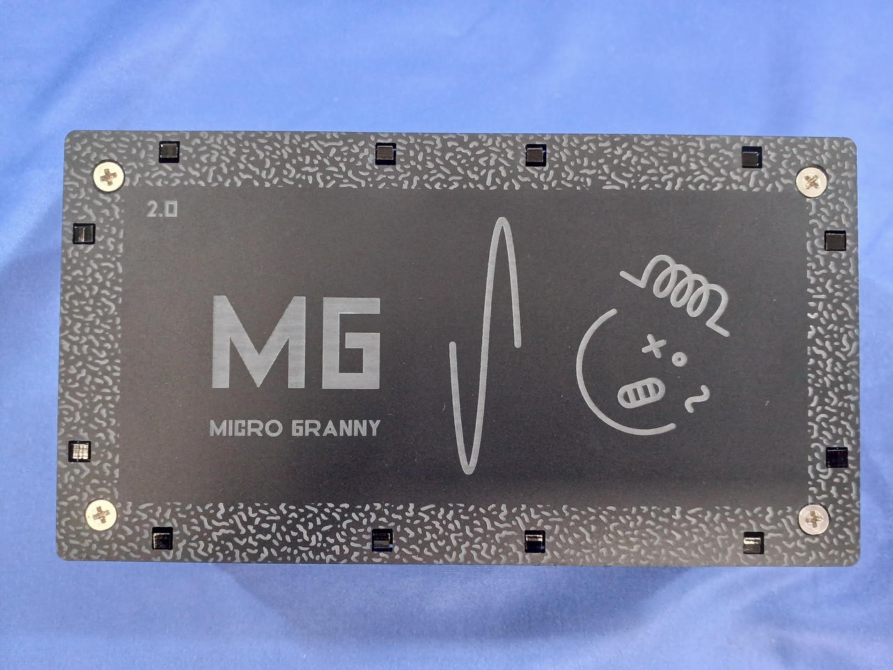Bastl Instruments Microgranny 2.0 Granular 8bit Sampler Synth w/box