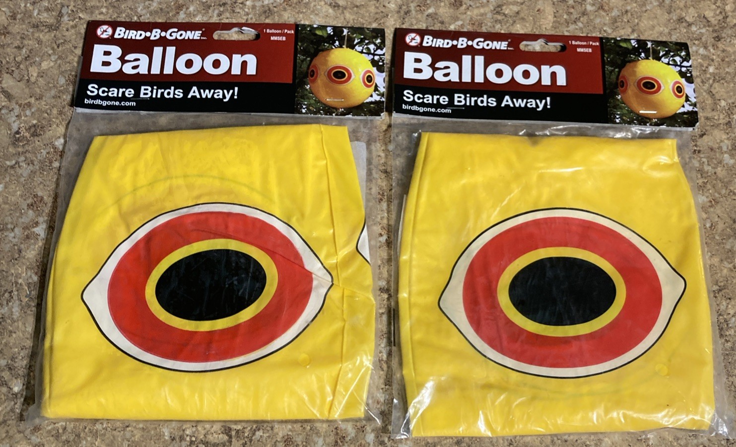 TWO Bird-B-Gone Scare Eye Balloon 2 ft diameter  #MMSEB  Weather resistant  NEW