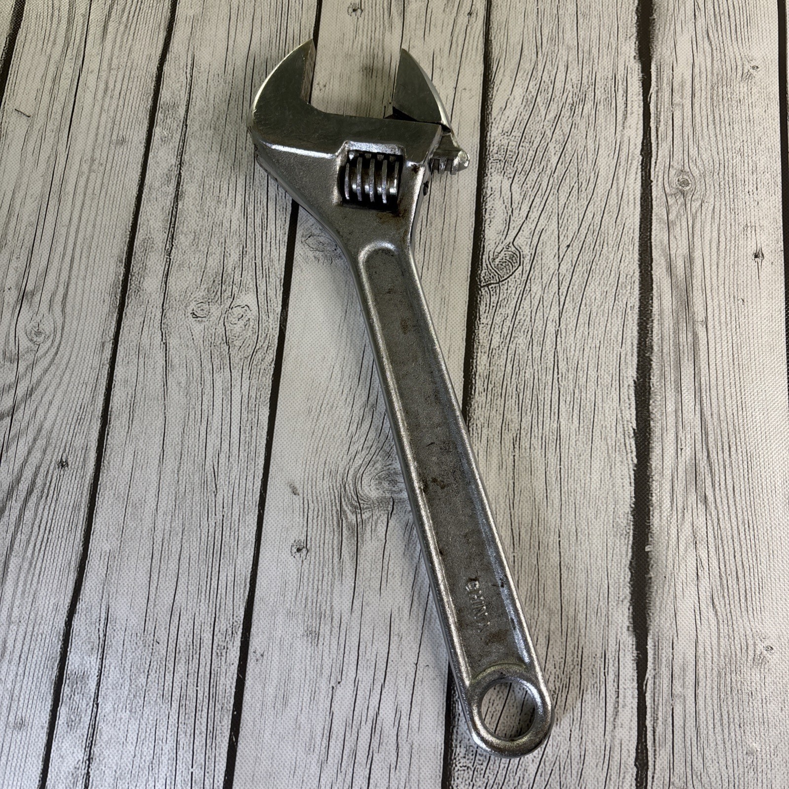 Unbranded 15” Crescent Wrench Adjustable Chrome Vanadium Steel Wrench.