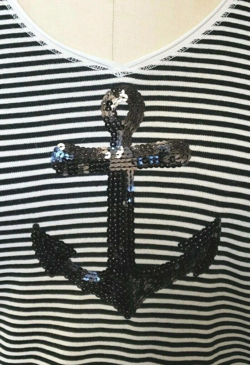 "Anchor " Iron On, Boat Anchor black or silver