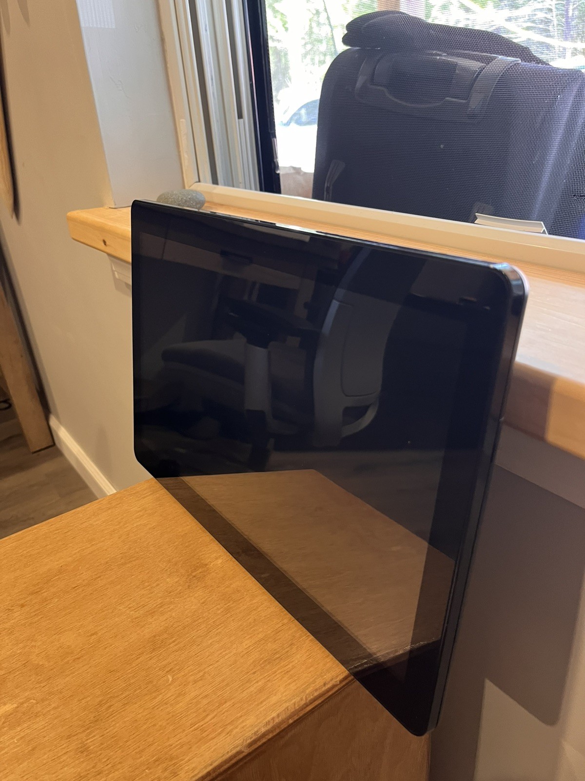 ELO TOUCH POS ESY15I3-2UWB-0-MT-ZB-8G-1S-W1-64-BK-NS Open Box
