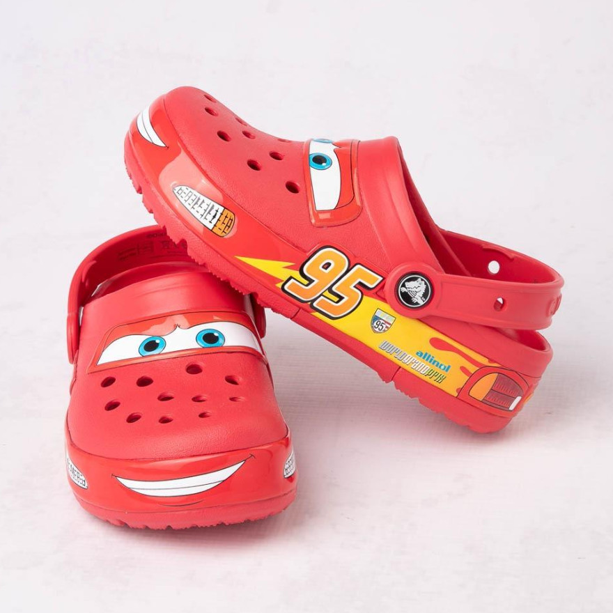 Kids Crocs Lightning McQueen Red Light-Up Clogs Comfortable Slip-On Shoes