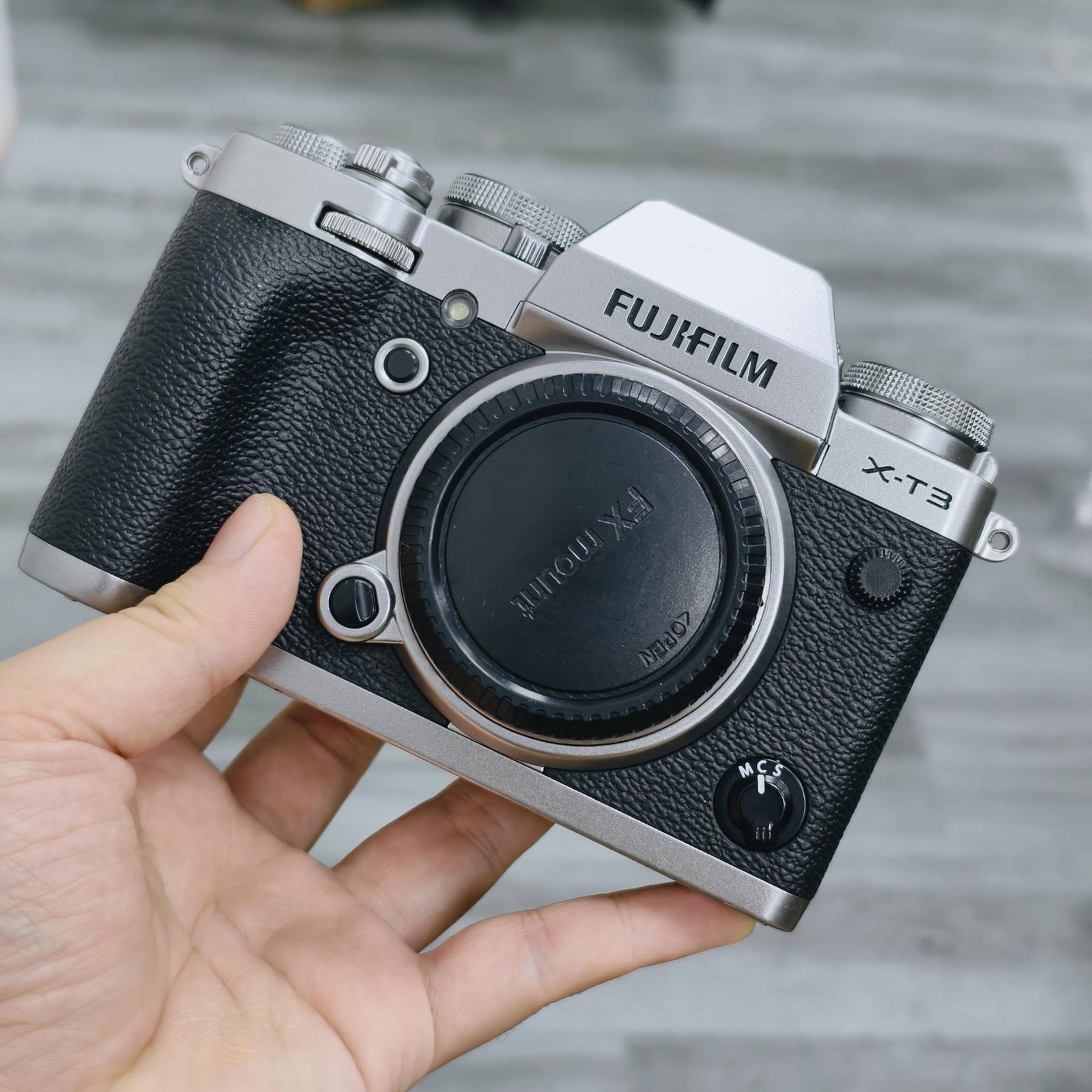 Fujifilm X-T3 XT3 26.1mp Mirrorless Digital Camera Body Only Silver- 95%New
