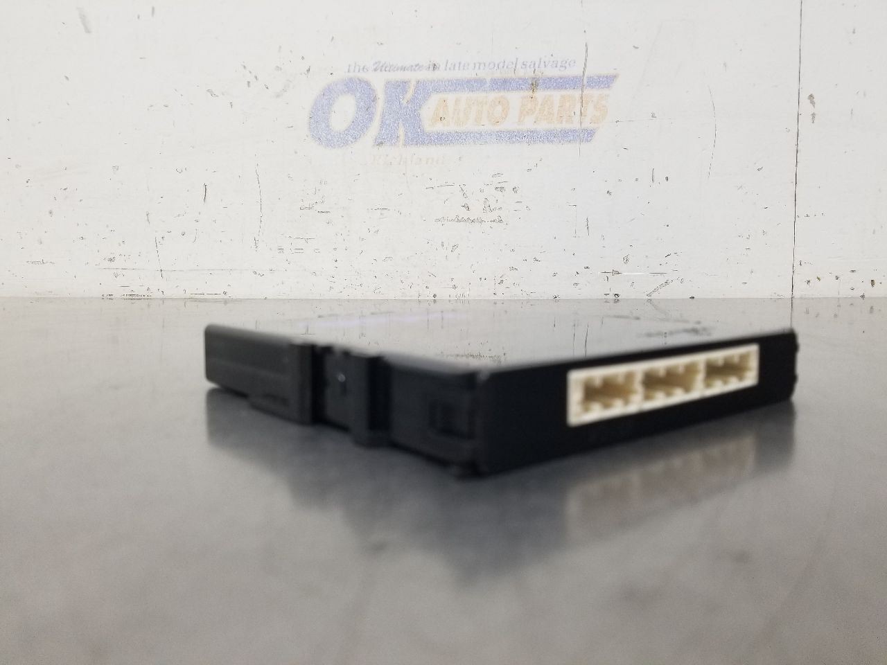 21 2021TOYOTA CAMRY XSE THEFT-LOCKING KEYLESS IGNITION CONTROL MODULE 8999006390