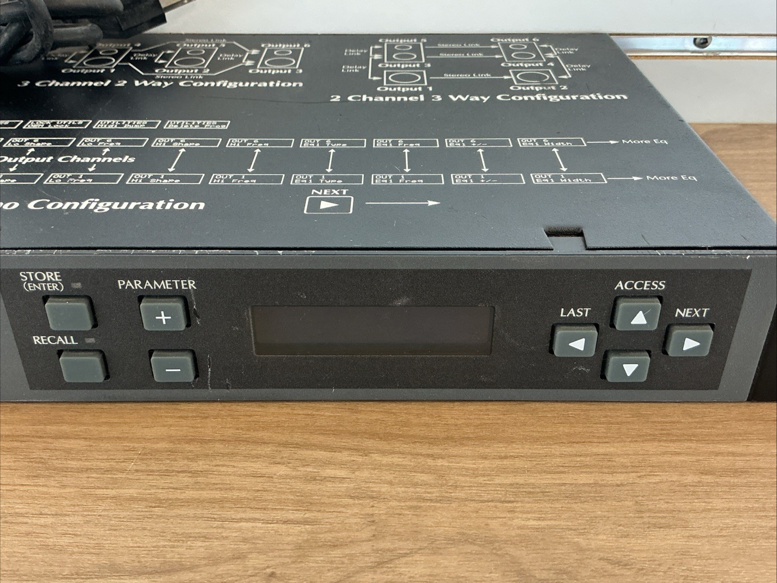 JBL DSC260 Digital System Controller