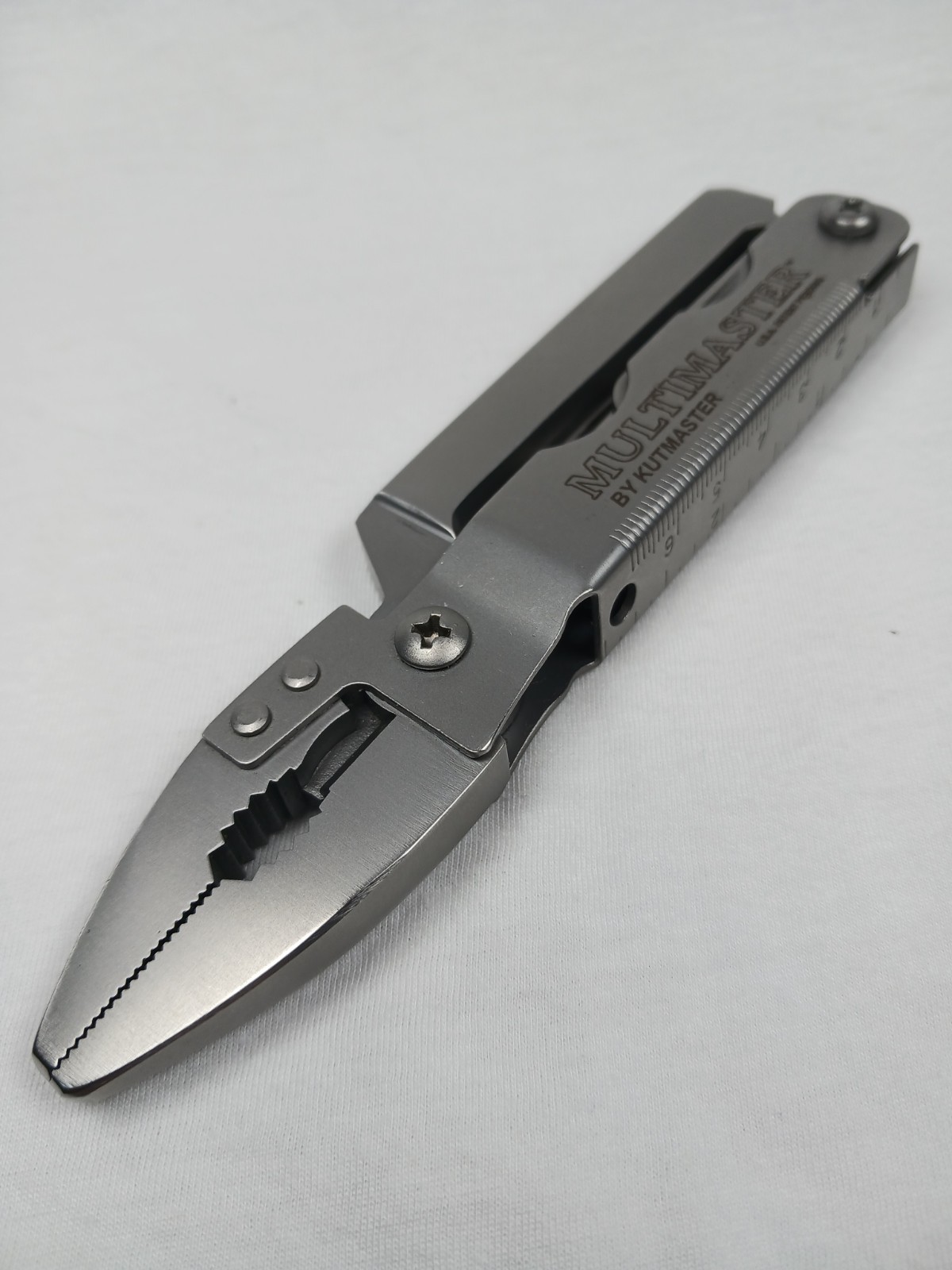 Kutmaster Multimaster 1044 Multi-Tool Pliers w/ Knife Saw File Hook Bit Driver
