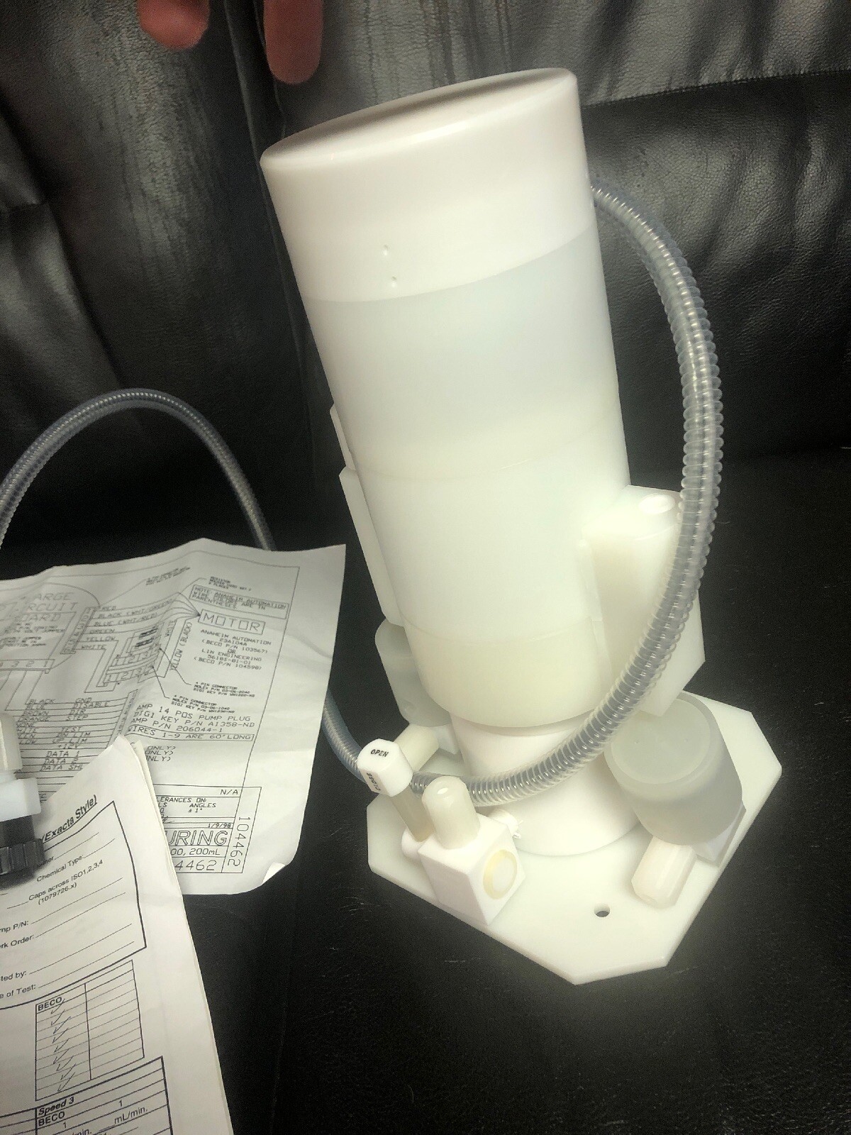 BECO CD-105281 Diaphragm Chemical Pump Industrial Resistant Polypropylene NEW