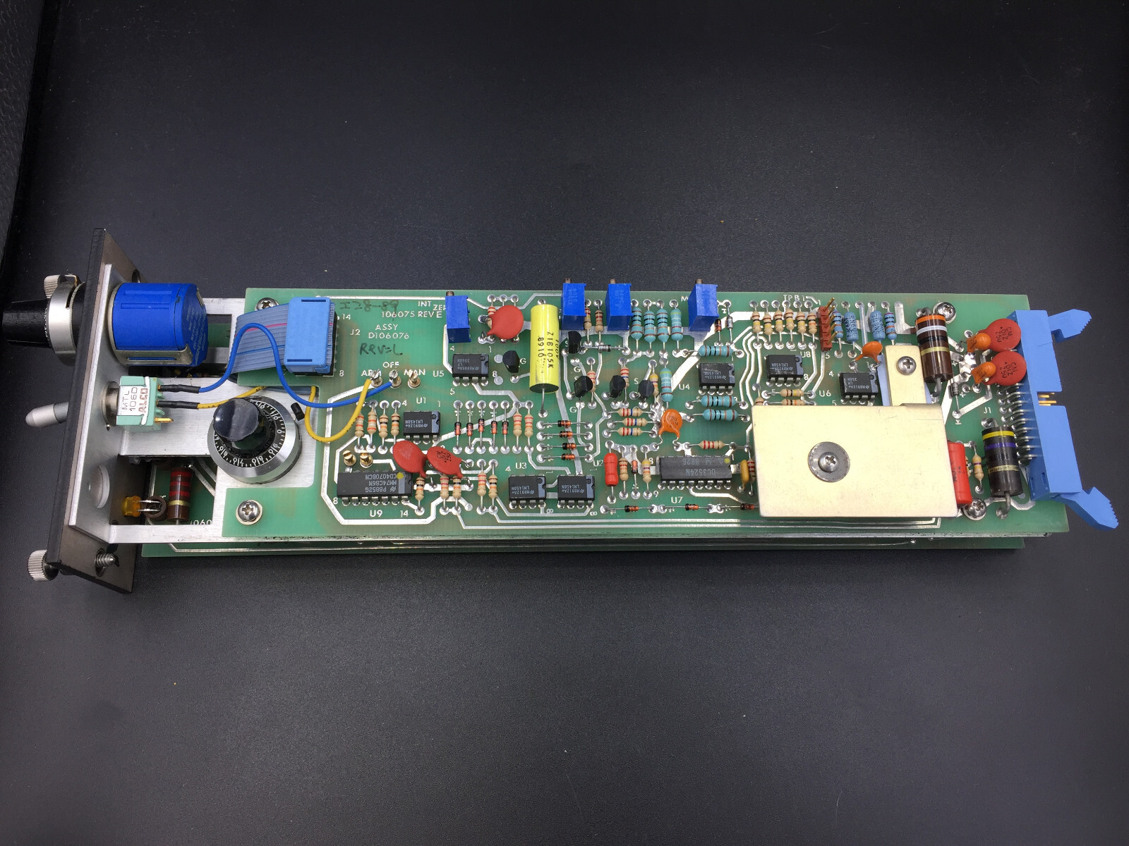 MKS Type 260 Pressure Control System Module Mass Flow Controller #4