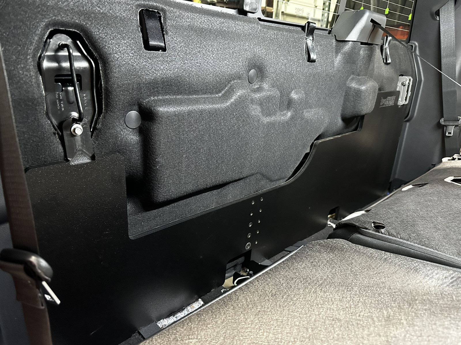 2023 -up Ford Super Duty Amp Rack