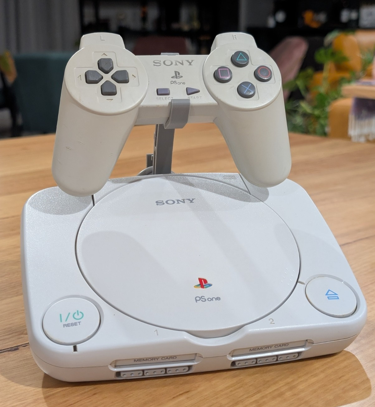 PS1 SLIM Controller Display Stand –Console Holder | Retro Games - Display 3D Pr