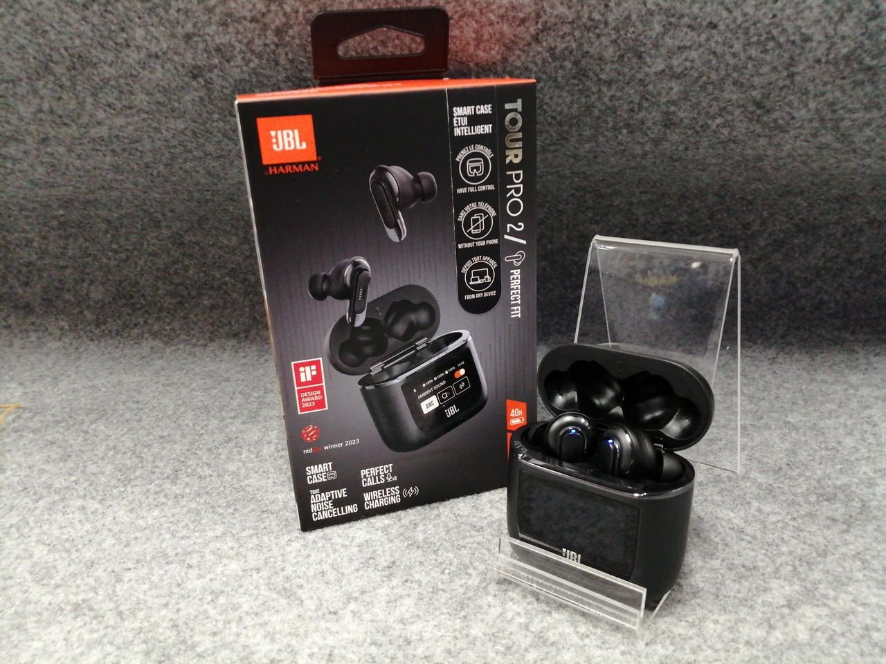 JBL Wireless Earbuds TOUR PRO2 Used