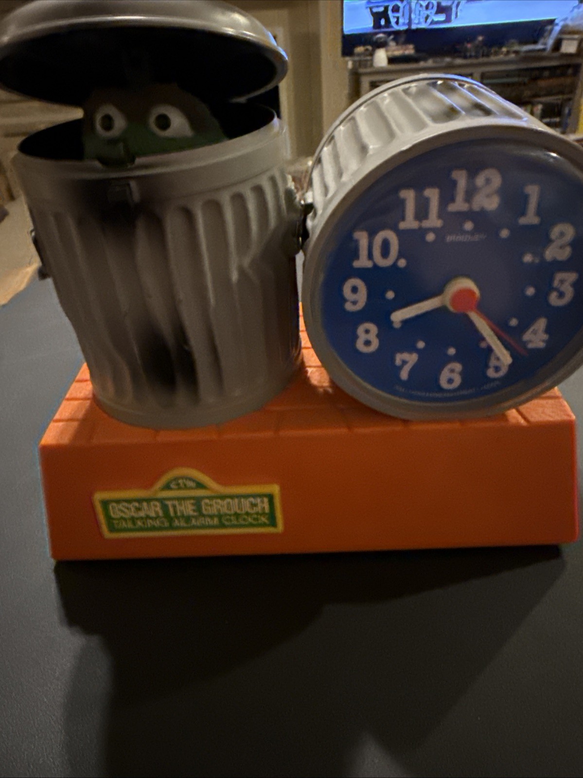 1977 Sesame Street Oscar the Grouch Talking Alarm Clock, Clock Works! NO Talk!