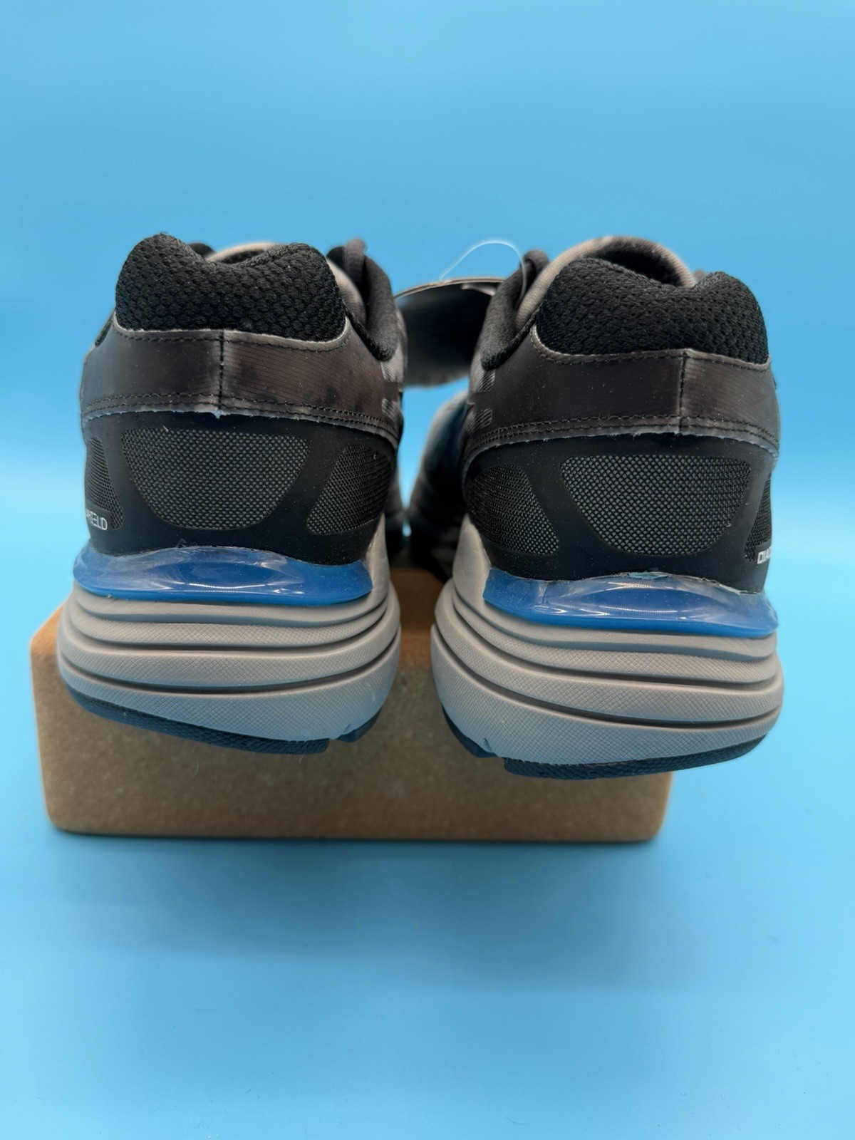 Diadora Mythos Blushield 3 Men's Frost Gray Running Shoes US 10.5 Ortholite