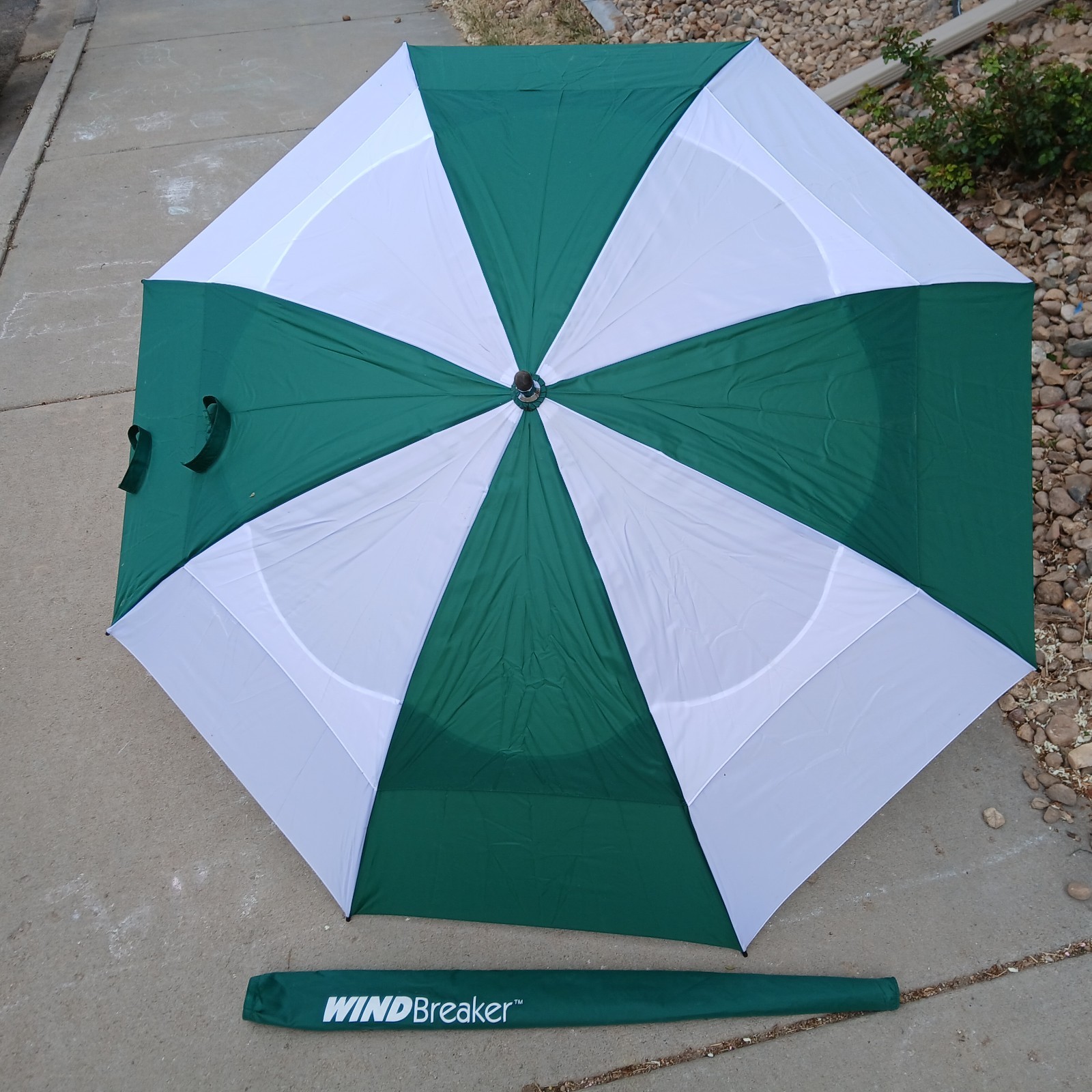 Windbreaker Umbrella Wind Resistant Green White Ribbed Wind Breaker