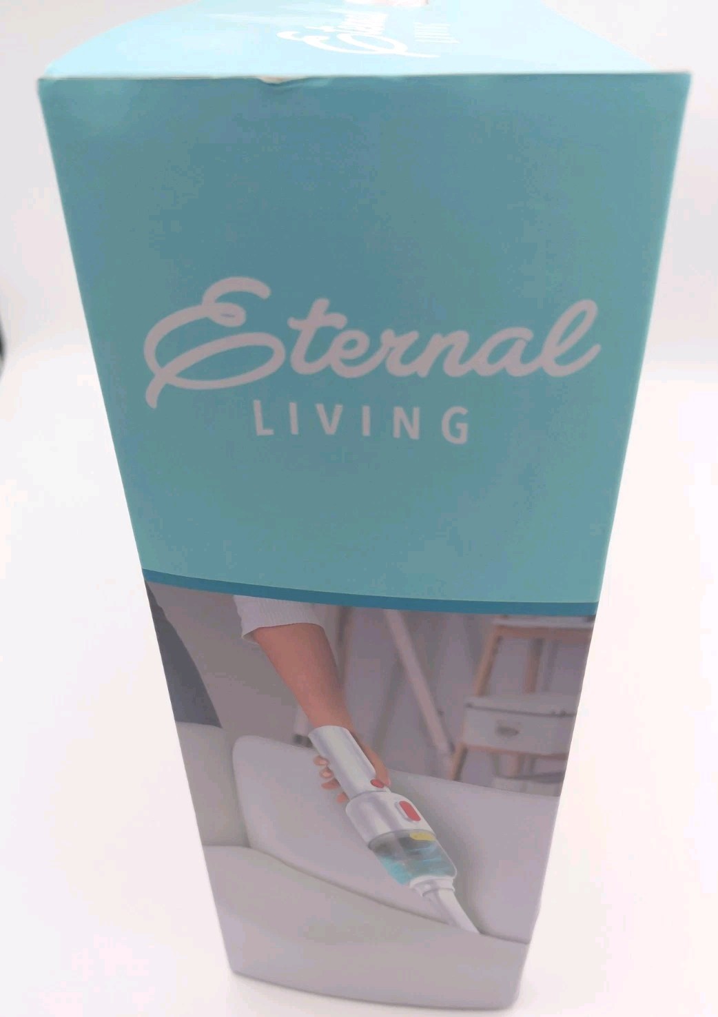an External Living Cordless Vacuum