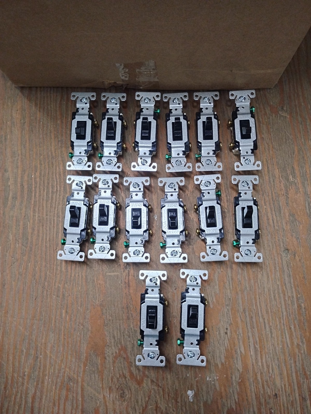 (14) EATON CS120BK 20A 120/277V Spec Grade Toggle Switches. Black. New