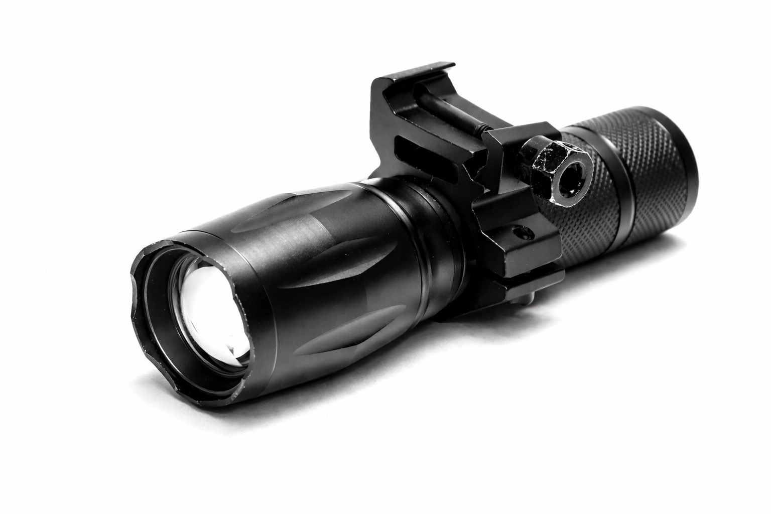 1000 Lumen Tactical Flashlight with Strobe for Mossberg 500 | Picatinny Rail