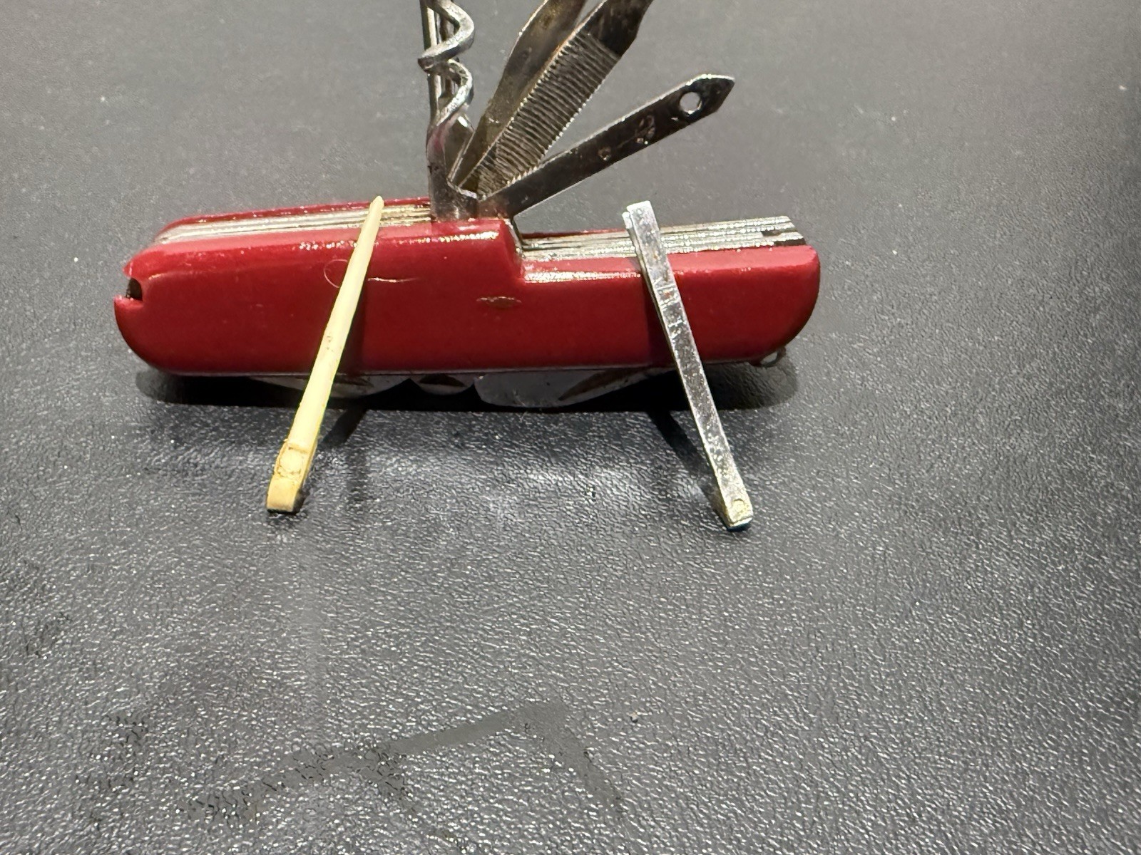 Chinese Multi Tool Swiss Knockoff