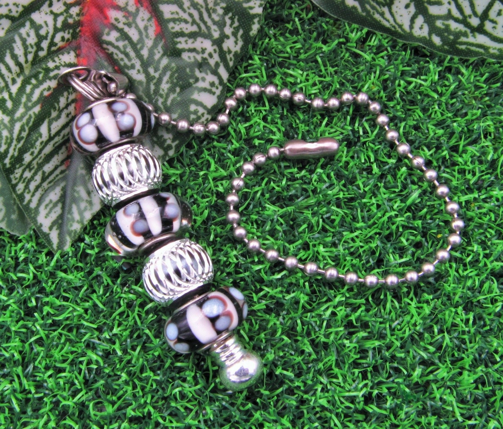 Handcrafted Black & White Lampwork & Aluminum European Bead Fan/Light Pull