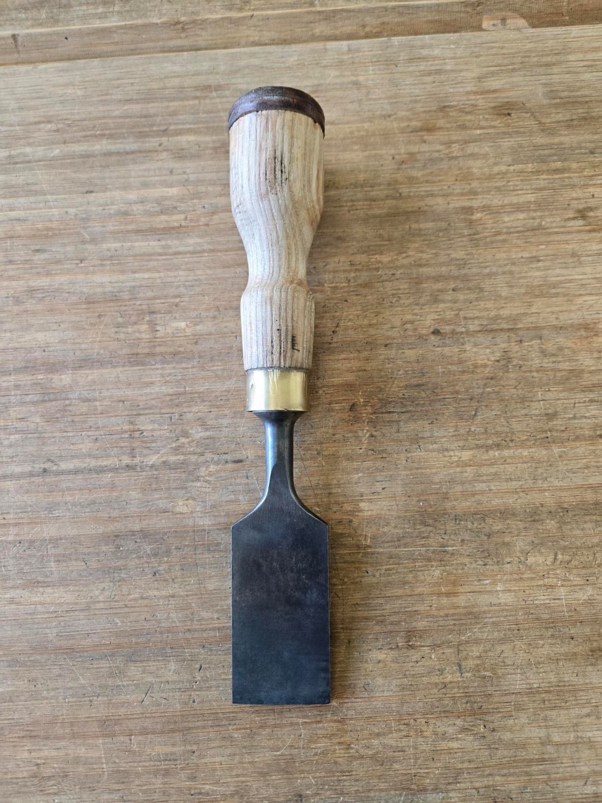 Vintage Butt Chisel 1 1/2" with Large Handle