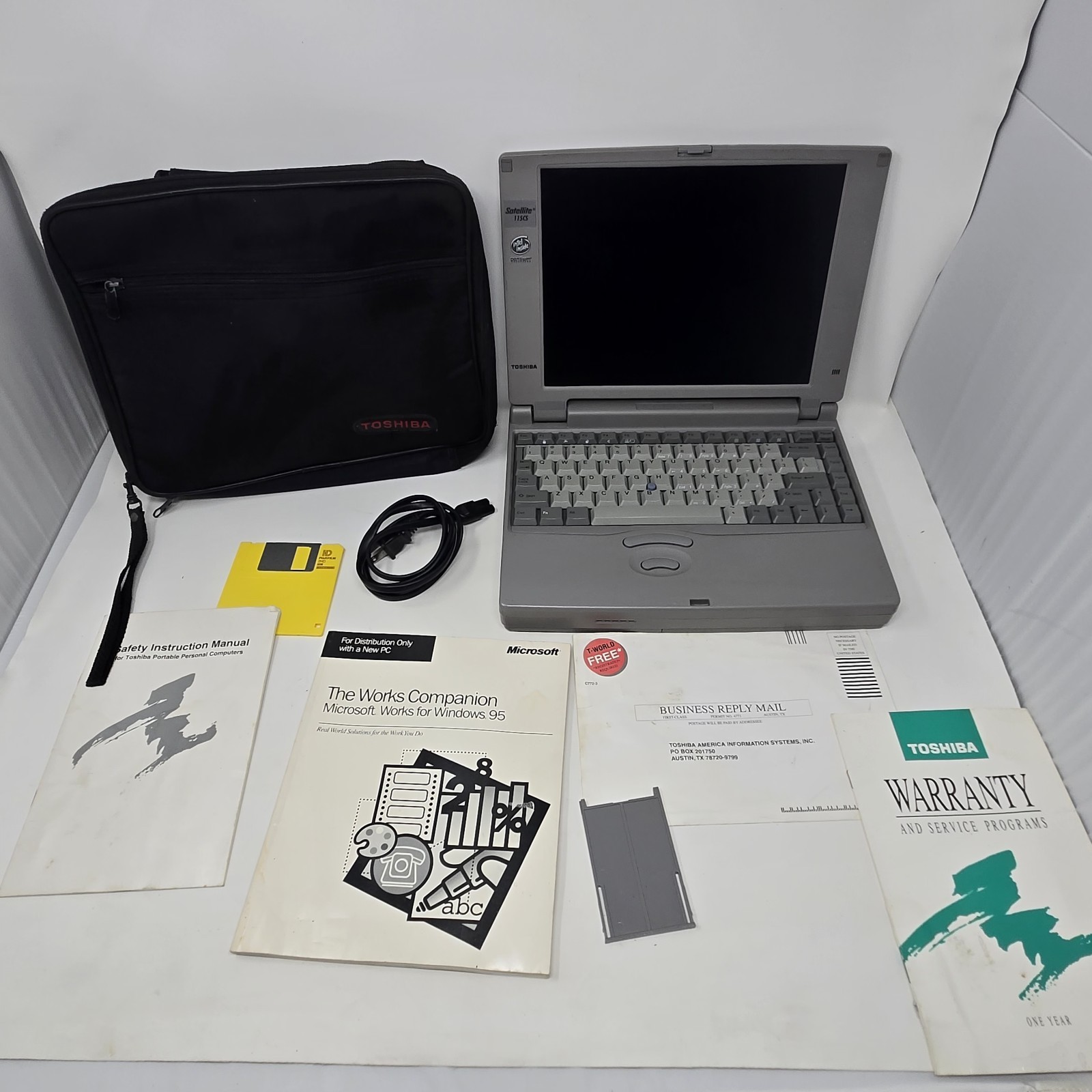 Vintage Toshiba Satellite 115CS Laptop w/ Case, Power Adapter, Manuals & Floppy