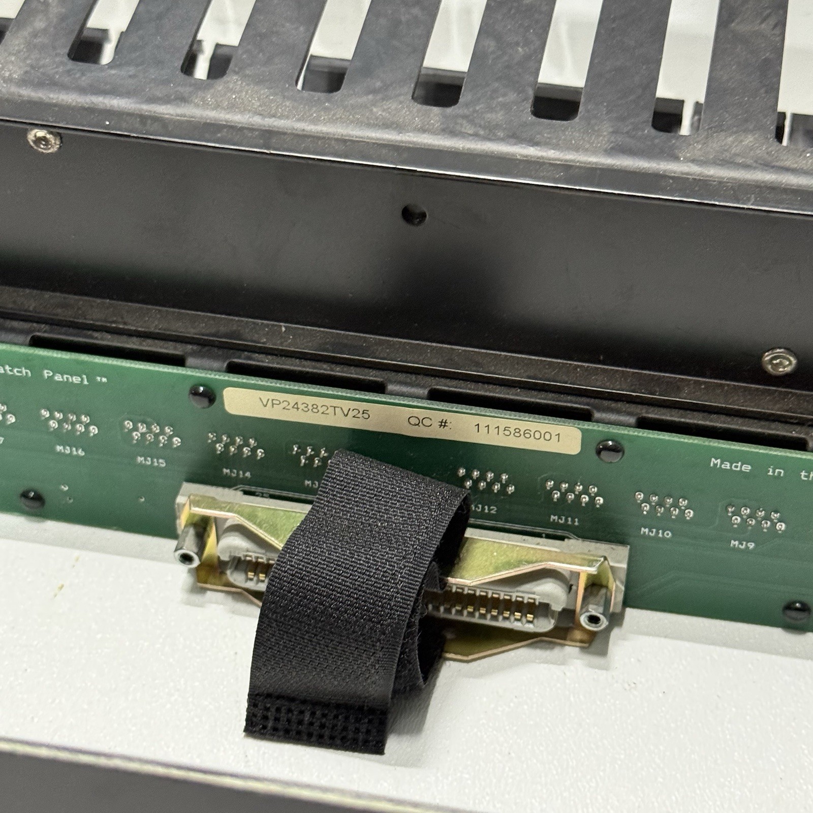 Panduit Voice Patch One Pair Voice Patch Panel 24-Port - vp24382tv25