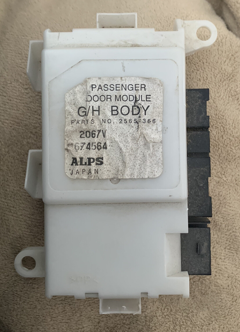 00-05 Pontiac Bonneville Right Passenger Front Door Control Module 25654366