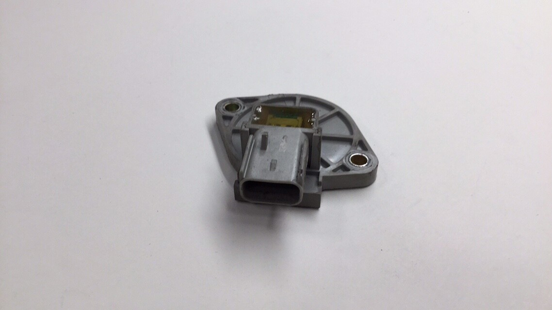 Standard PC475T Camshaft Position Sensor