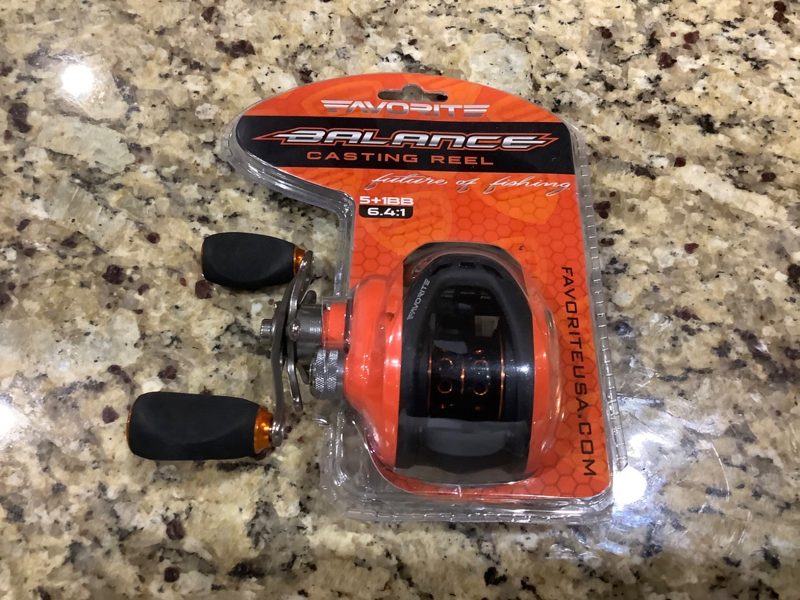Favorite Balance bait casting fishing reel 6:4:1