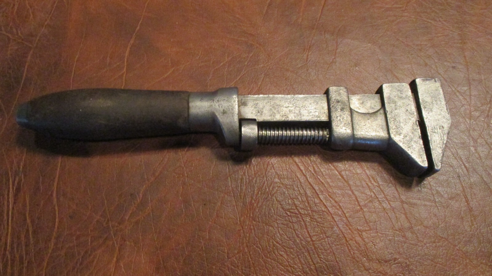 ANTIQUE 12" PIPE MONKEY WRENCH WOOD HANDLE DROP FORGED STEEL