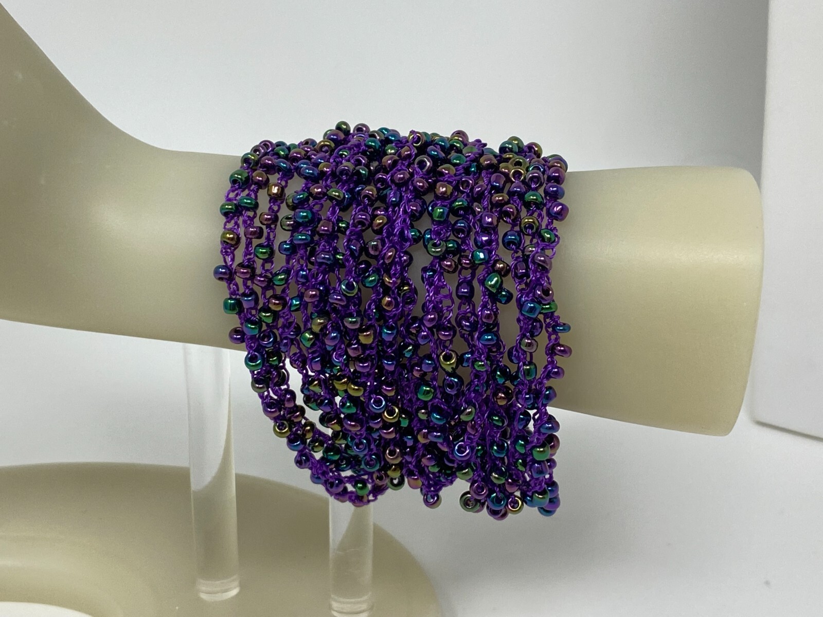 Soft Comfortable Purple 22-Strand Glass Bead 6.5" Bracelet with Coin Clasp