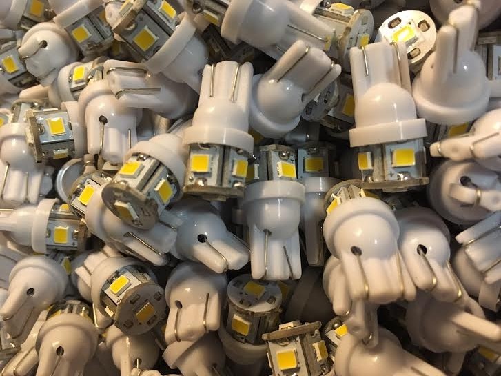 (3)WHITE 8V-LED LAMP/KR-4010 5010 5510 6050 KR-6650 6060 7050 8050  Kenwood