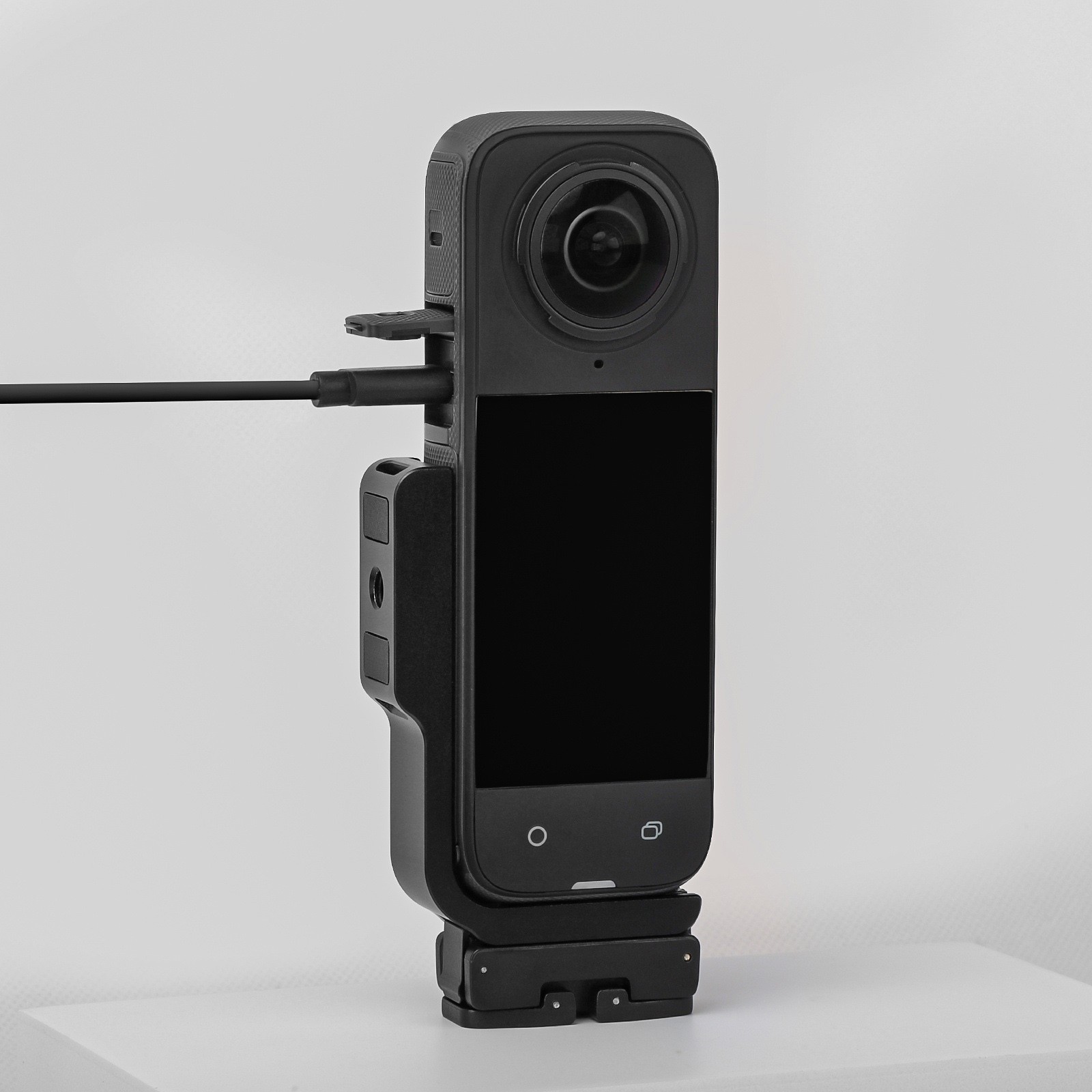 For Insta360 X4 horizontal vertical L-type conversion bracket magnetic adapter